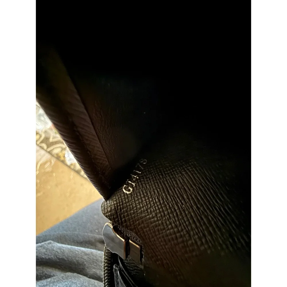 Louis Vuitton Wallet Mens Black Monogram Canvas Long Zip Around Spain Logo